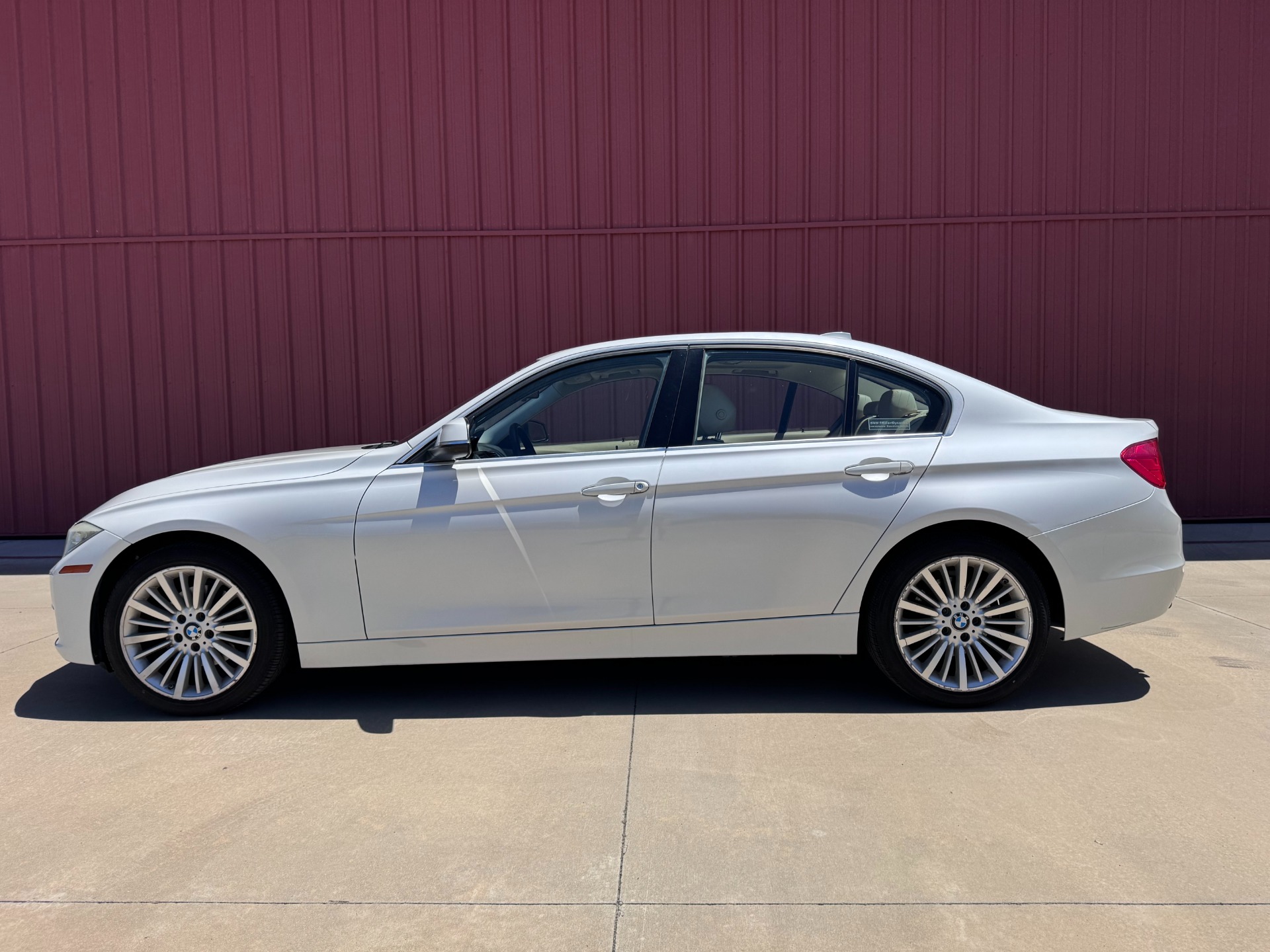 Used 2014 BMW 3 Series 328i xDrive for sale $10,995 at RPF Motorcars in Auburn CA 95602 7