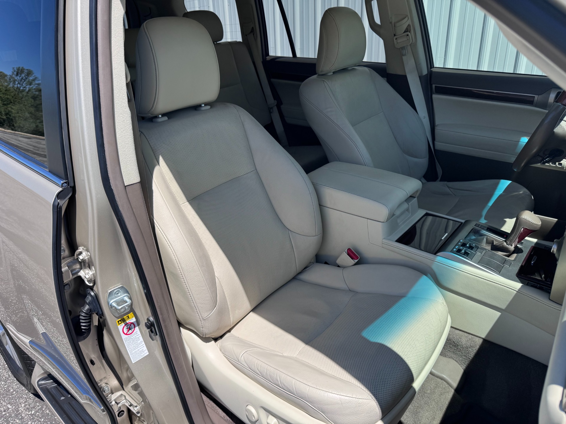 Used 2014 Lexus GX 460 for sale $22,900 at RPF Motorcars in Auburn CA 95602 18