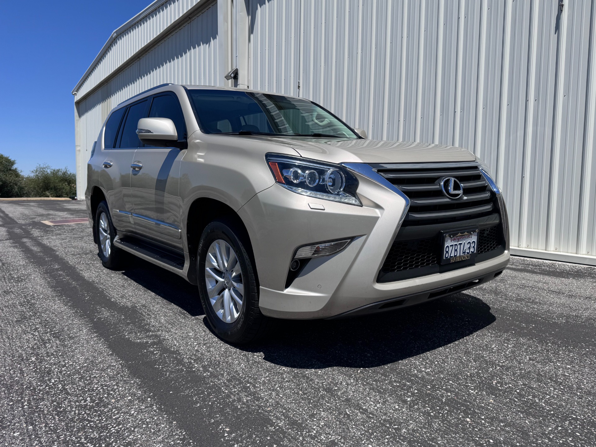 Used 2014 Lexus GX 460 for sale $22,900 at RPF Motorcars in Auburn CA 95602 3
