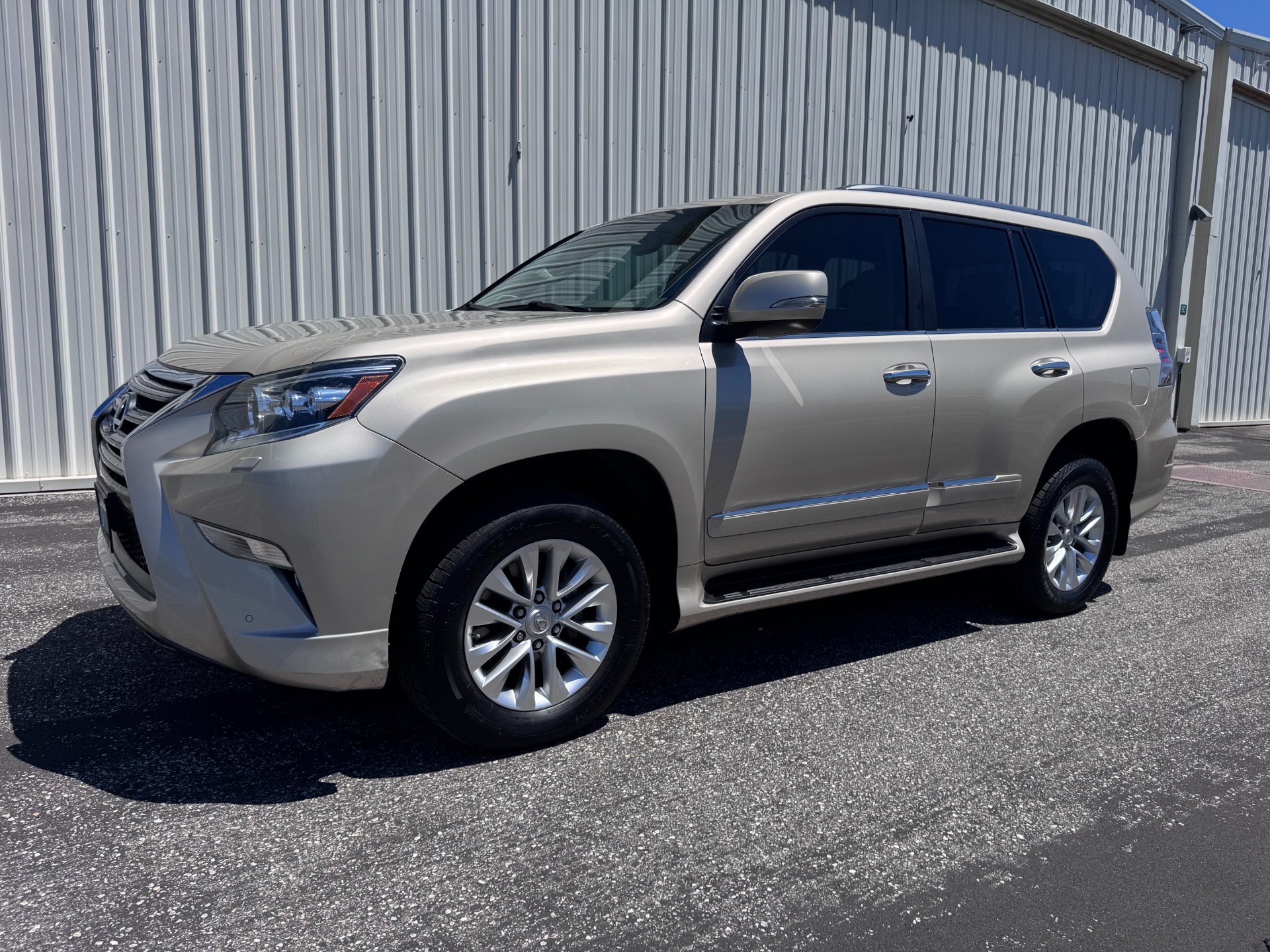 Used 2014 Lexus GX 460 for sale $22,900 at RPF Motorcars in Auburn CA 95602 6