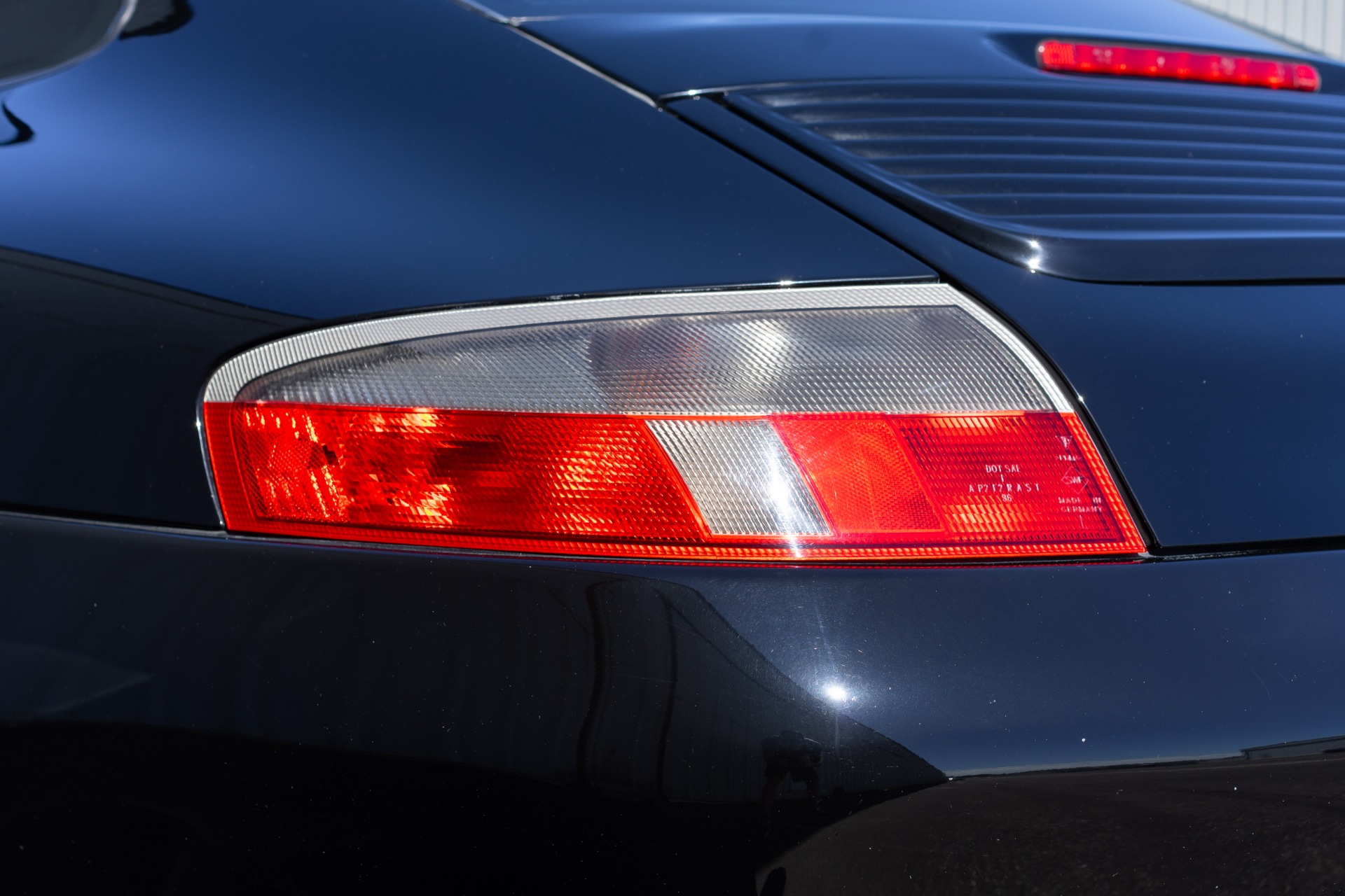 Used 2000 Porsche 911 Carrera for sale $37,900 at RPF Motorcars in Auburn CA 95602 12