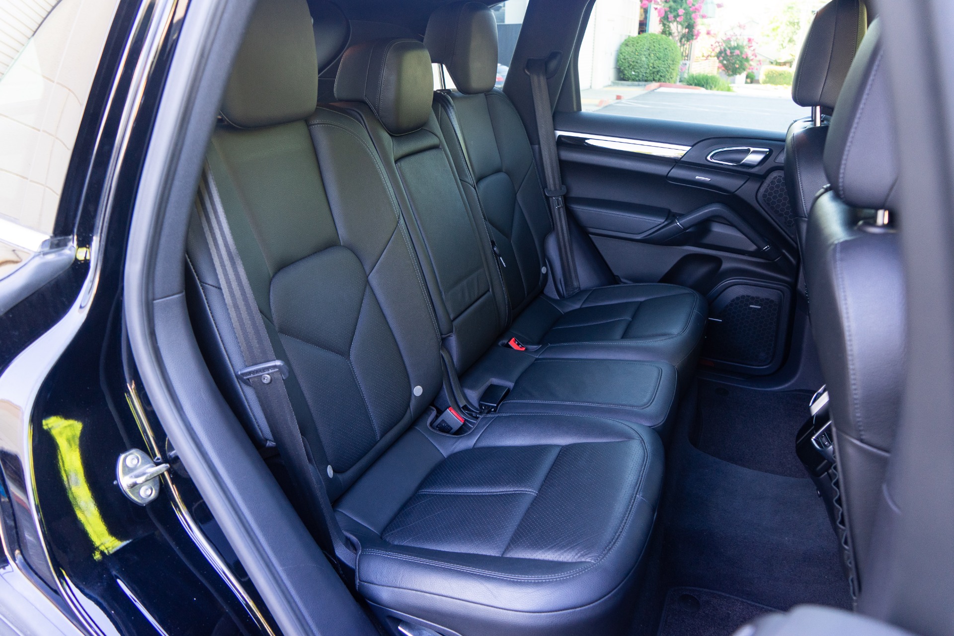 Used 2014 Porsche Cayenne Diesel Diesel for sale $34,800 at RPF Motorcars in Auburn CA 95602 17