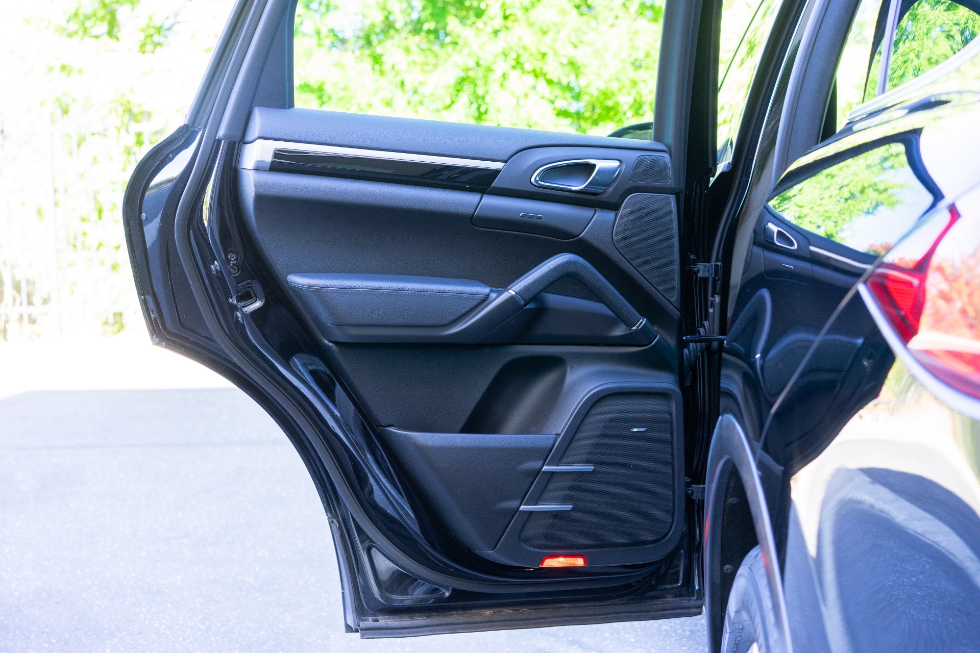 Used 2014 Porsche Cayenne Diesel Diesel for sale $34,800 at RPF Motorcars in Auburn CA 95602 22