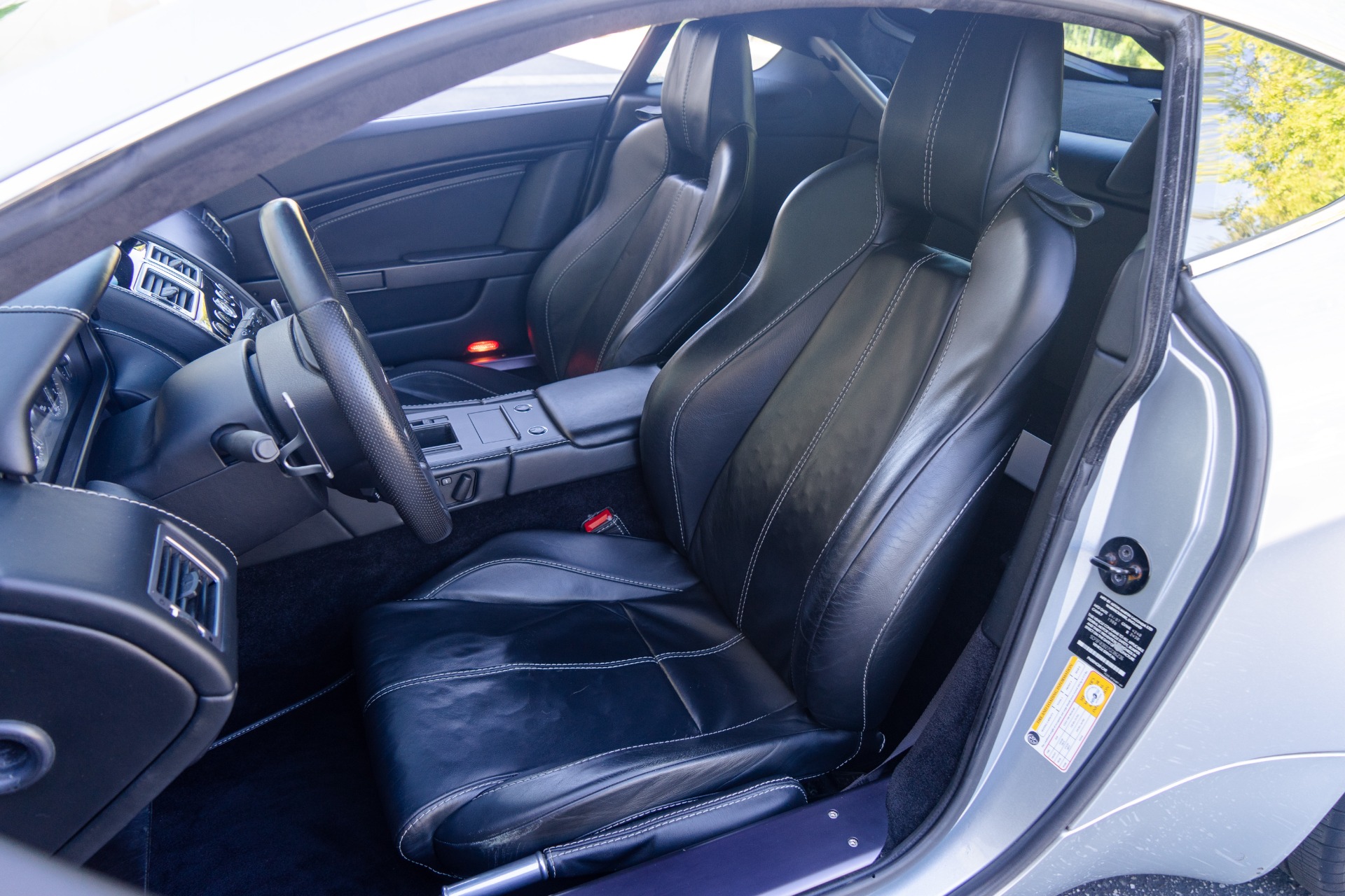 Used 2007 Aston Martin V8 Vantage for sale $38,800 at RPF Motorcars in Auburn CA 95602 12