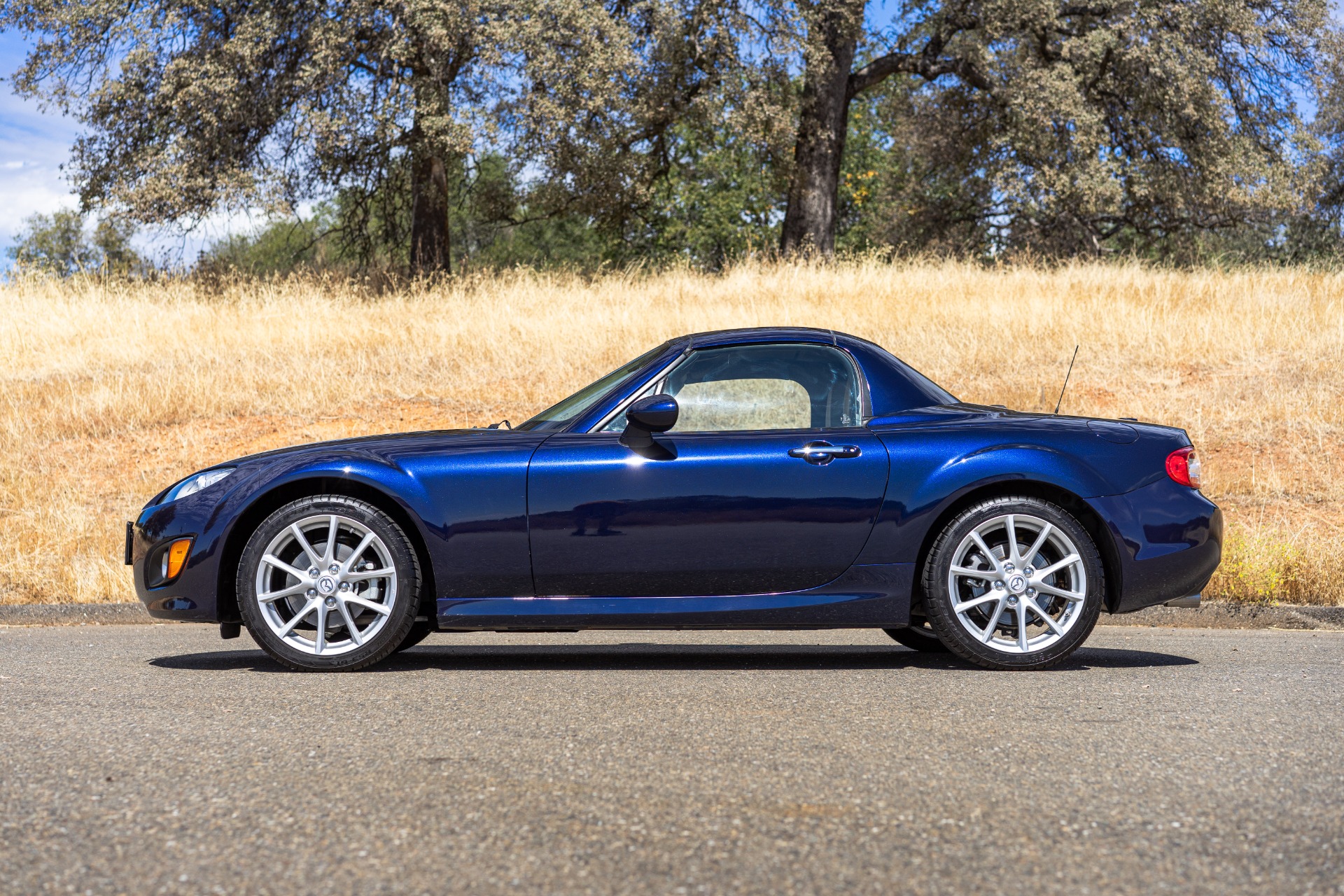 Used 2012 Mazda MX-5 Miata Grand Touring PRHT Grand Touring for sale $22,800 at RPF Motorcars in Auburn CA 95602 6