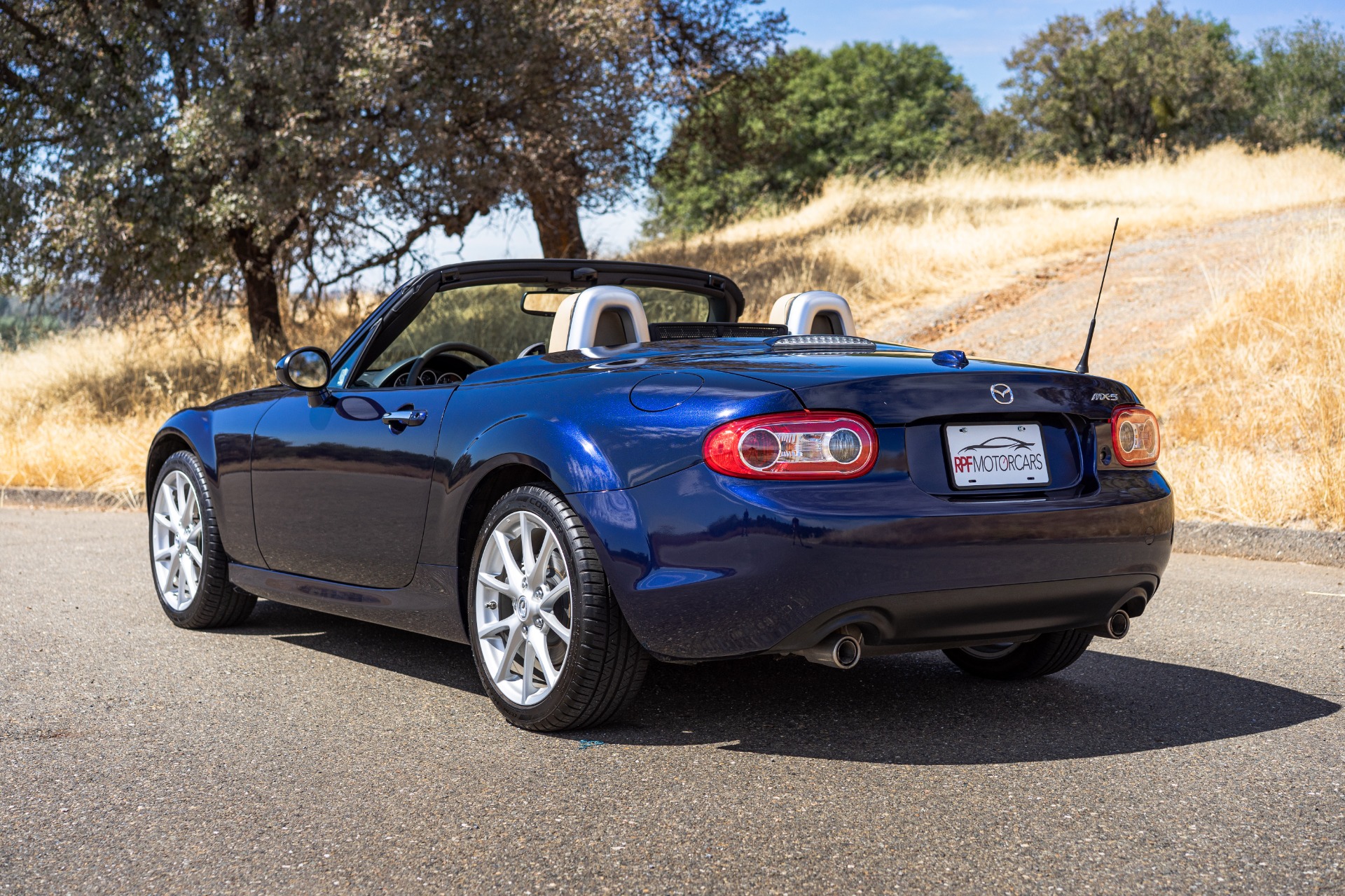 Used 2012 Mazda MX-5 Miata Grand Touring PRHT Grand Touring for sale $22,800 at RPF Motorcars in Auburn CA 95602 9