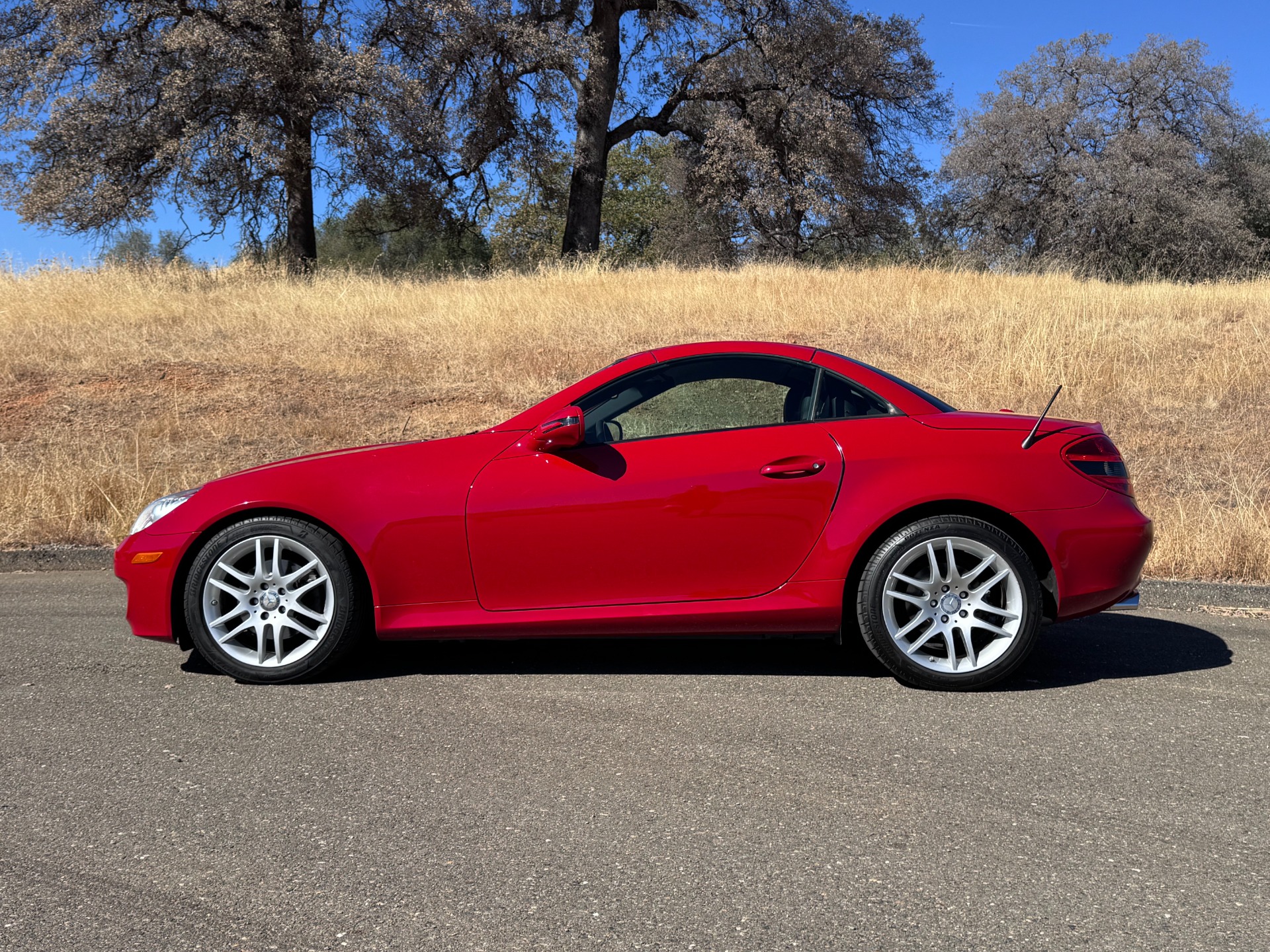 Used 2009 Mercedes-Benz SLK SLK 300 for sale $16,800 at RPF Motorcars in Auburn CA 95602 11
