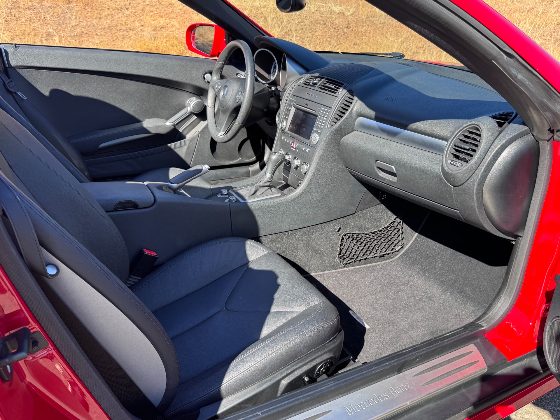 Used 2009 Mercedes-Benz SLK SLK 300 for sale $16,800 at RPF Motorcars in Auburn CA 95602 17