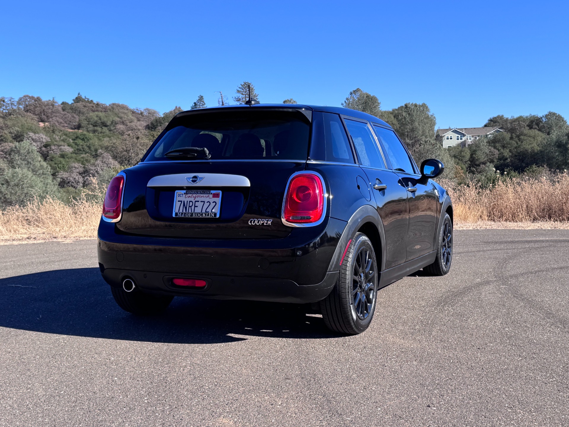 Used 2015 MINI Hardtop 4 Door Cooper for sale $8,800 at RPF Motorcars in Auburn CA 95602 10