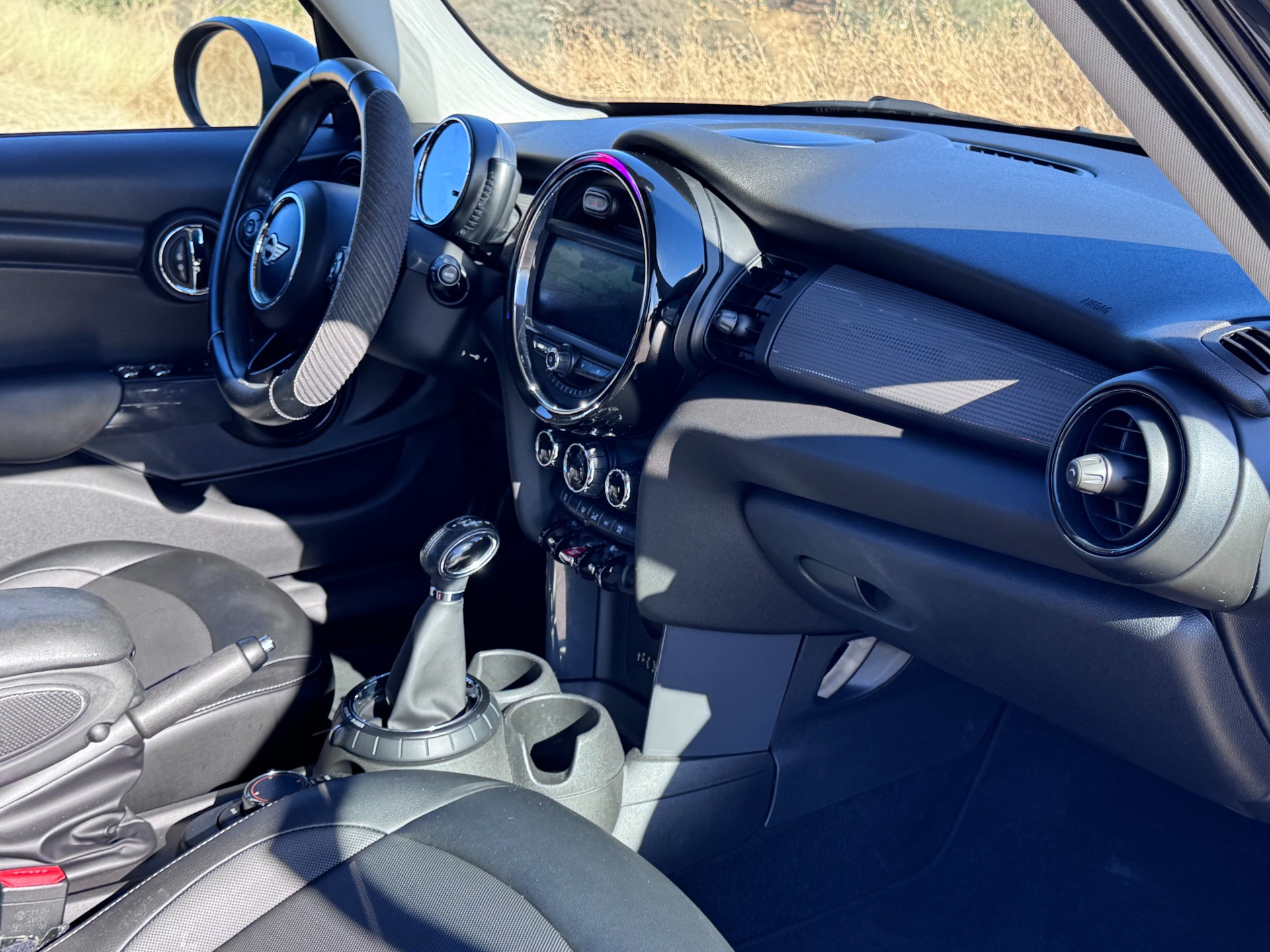 Used 2015 MINI Hardtop 4 Door Cooper for sale $8,800 at RPF Motorcars in Auburn CA 95602 16