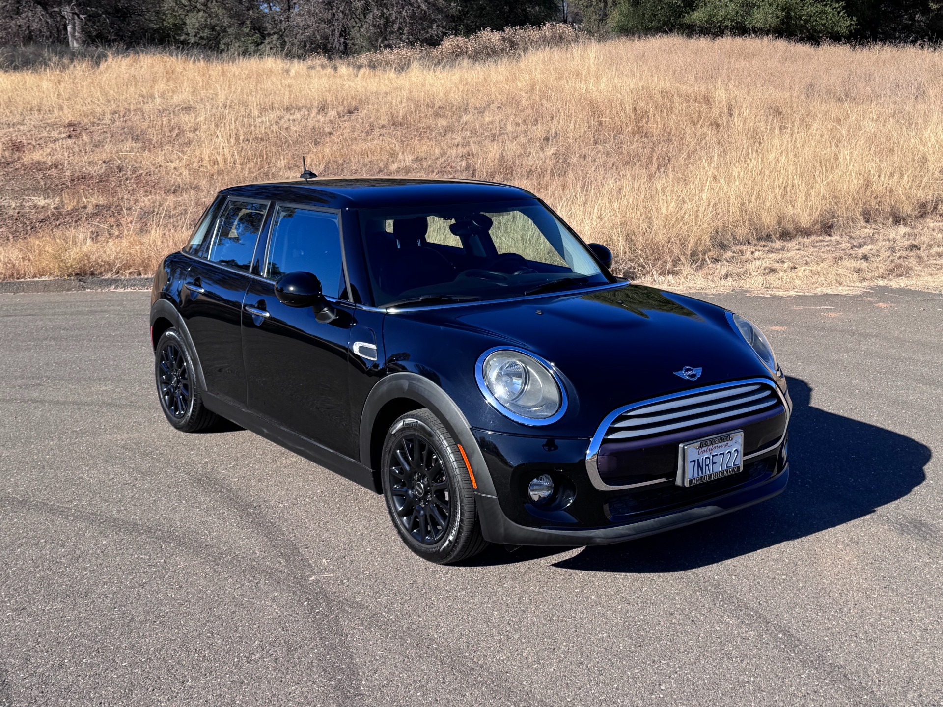 Used 2015 MINI Hardtop 4 Door Cooper for sale $8,800 at RPF Motorcars in Auburn CA 95602 3