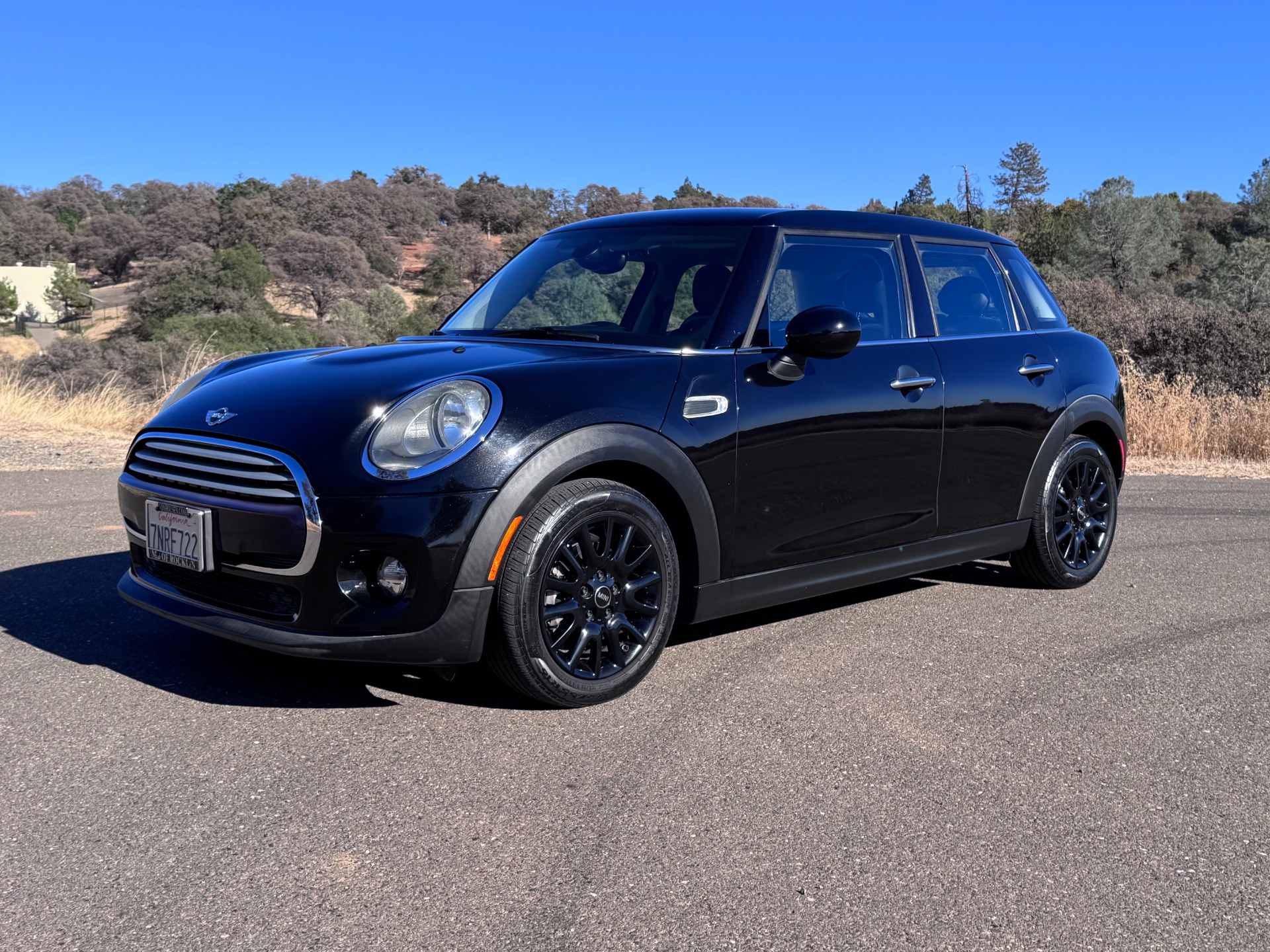 Used 2015 MINI Hardtop 4 Door Cooper for sale $8,800 at RPF Motorcars in Auburn CA 95602 5