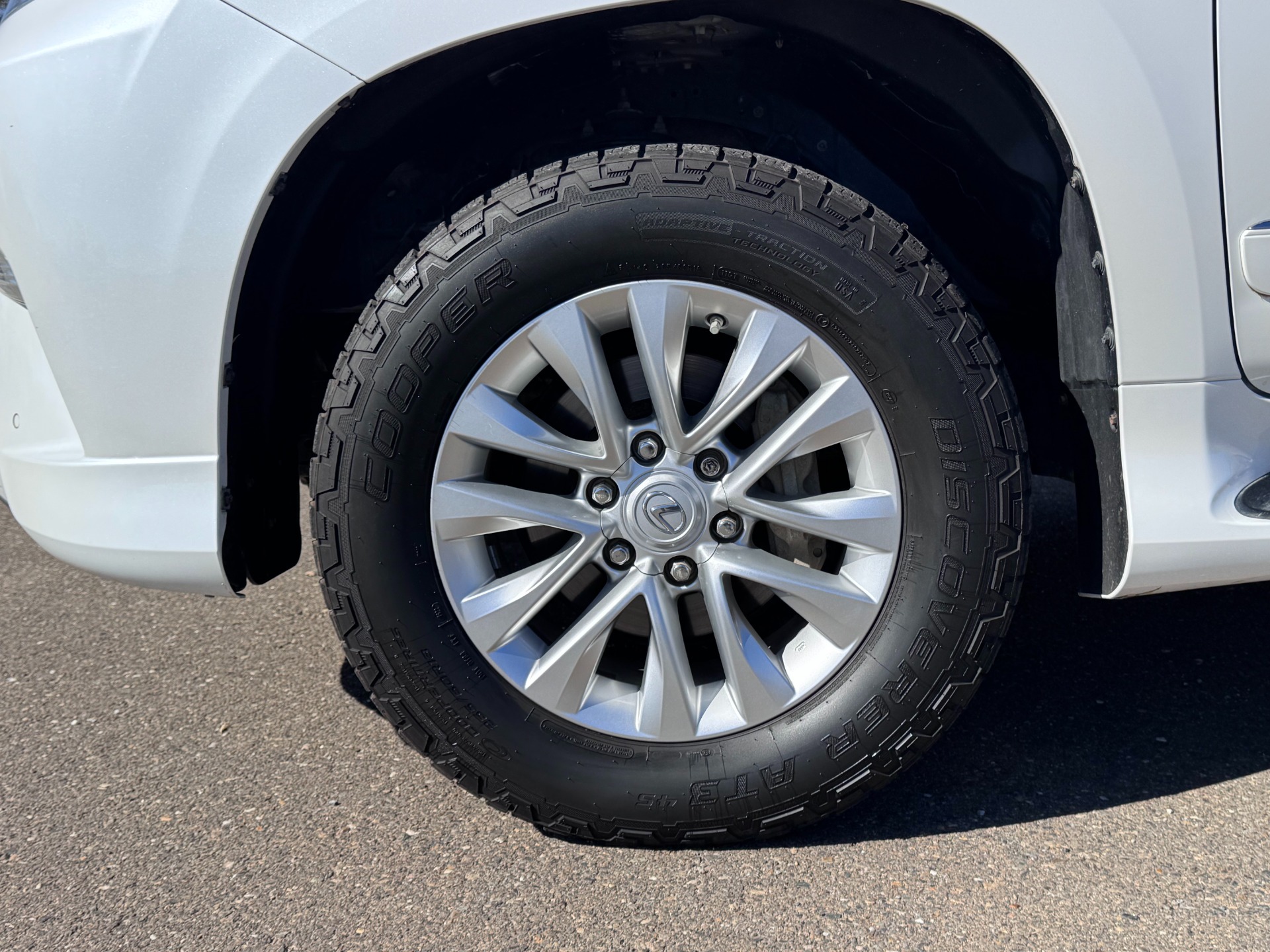 Used 2018 Lexus GX 460 for sale $34,800 at RPF Motorcars in Auburn CA 95602 14