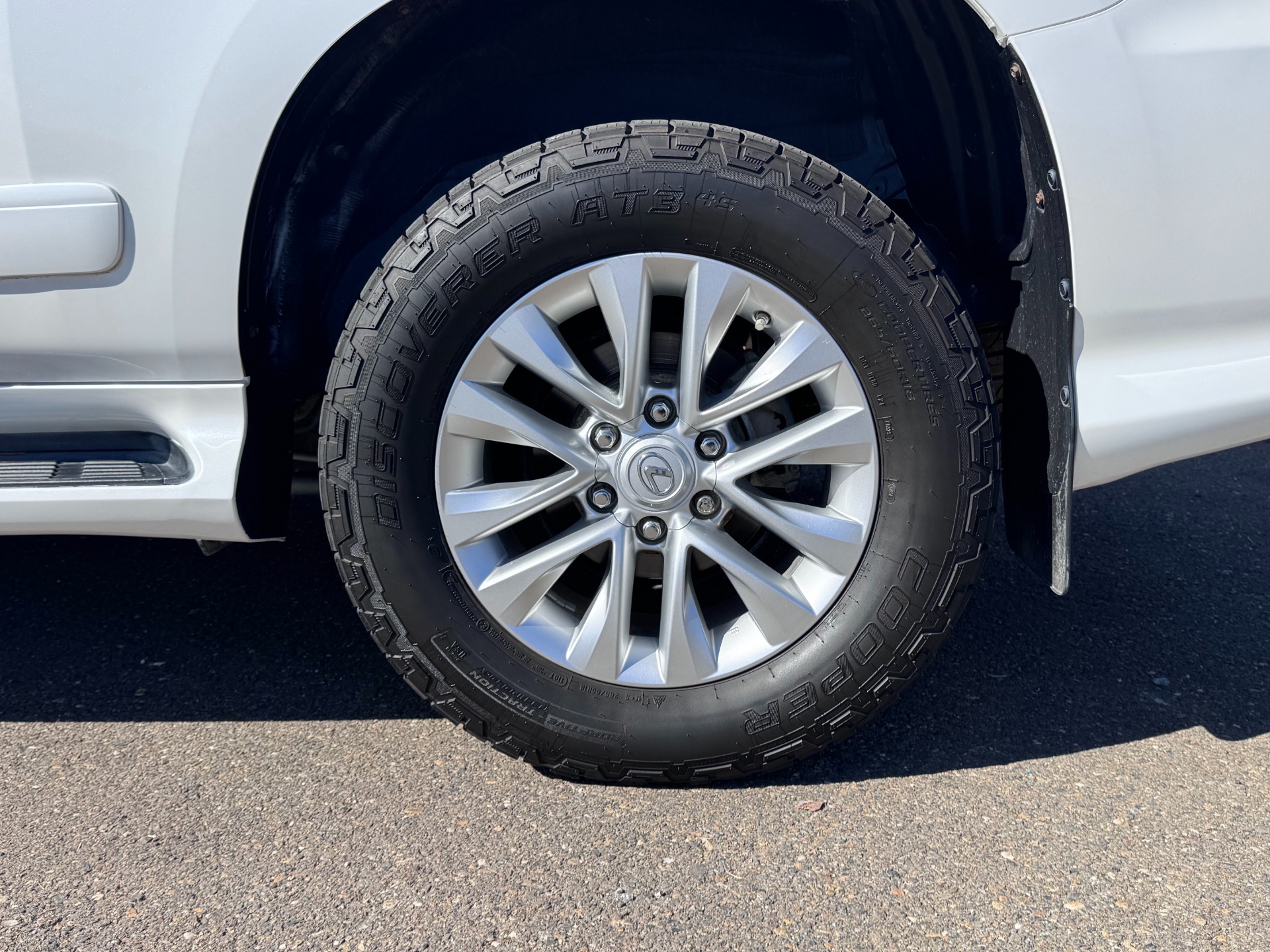 Used 2018 Lexus GX 460 for sale $34,800 at RPF Motorcars in Auburn CA 95602 15