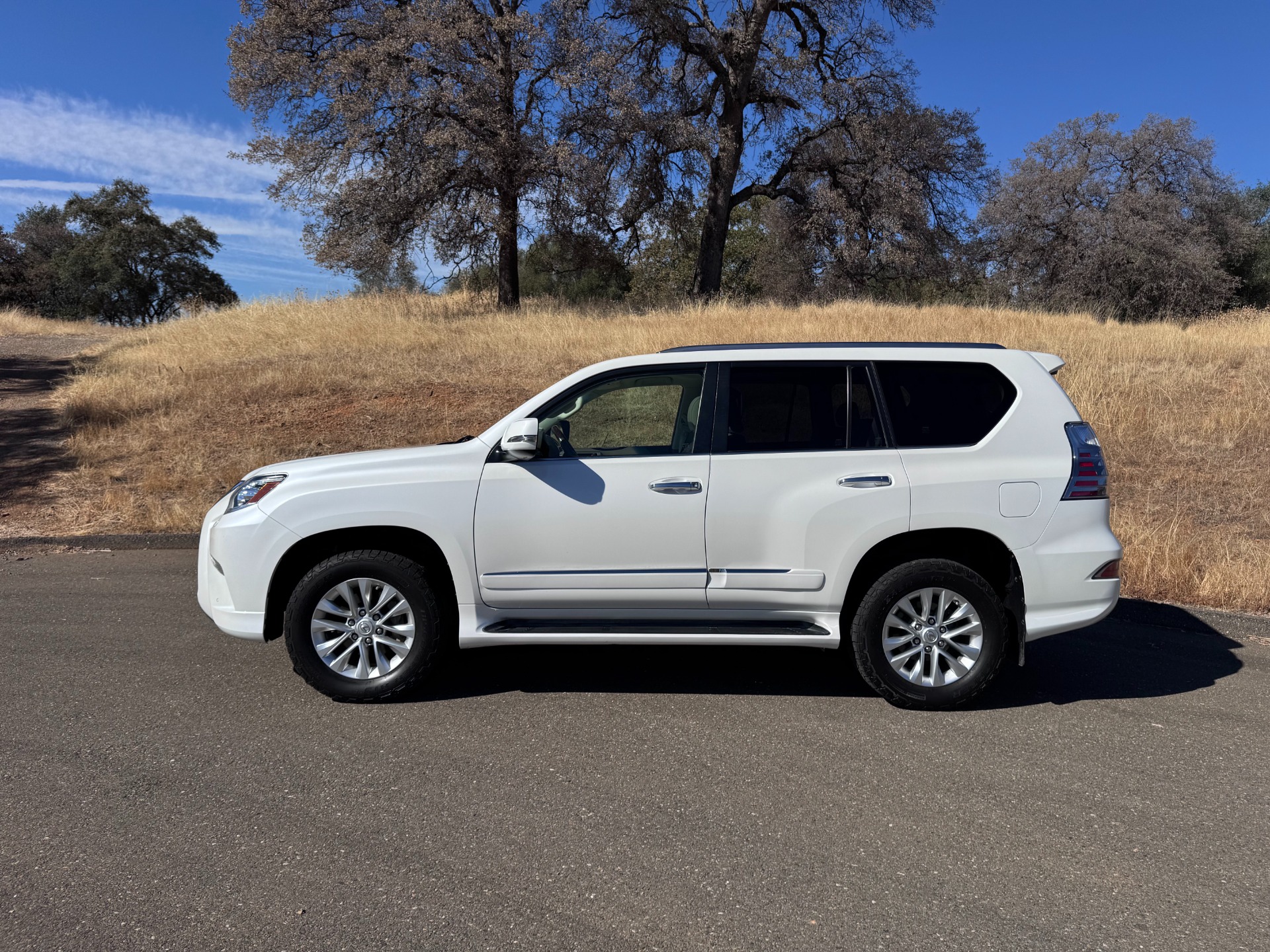 Used 2018 Lexus GX 460 for sale $34,800 at RPF Motorcars in Auburn CA 95602 8