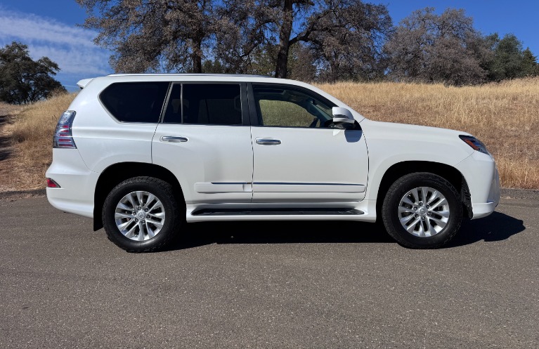 Used 2018 Lexus GX 460 for sale $34,800 at RPF Motorcars in Auburn CA 95602 1